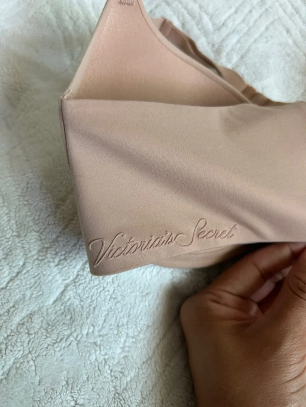 VS. Perfect shape push up bra. 32C - Picture 6 of 8